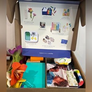 Lovevery The Helper Playkit